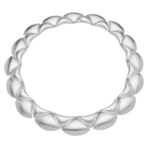The Pacific necklace is beautifully sculpted in brushed and polished silver.