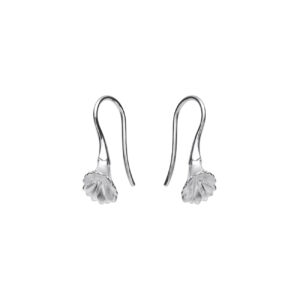 Nouvelle Fleur earrings in brushed and polished silver.