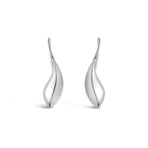 The beautiful Voyager drop earrings emulates the arched back of the whales as they surface for air on their journey.