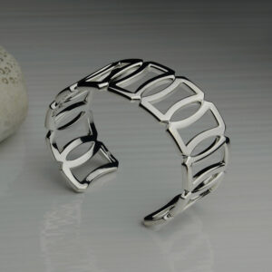 The stunning Deanna cuff in high polished silver makes you stand out yet remain timeless