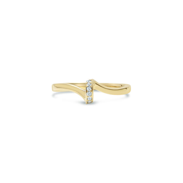 Pirouette Diamond Ring in 18ct yellow gold with nine 0.01ct H Si diamonds, front view