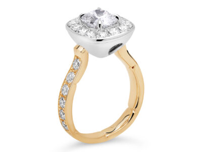 Bespoke diamond engagement ring in white and yellow gold by Daniel Bentley Jewellery, featuring Daniel’s signature fluted design.
